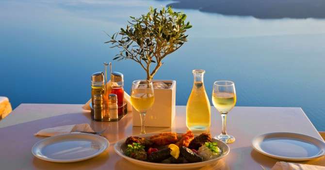 5 идей для аперитива: Традиция для тех, кто любит есть, пить и жить