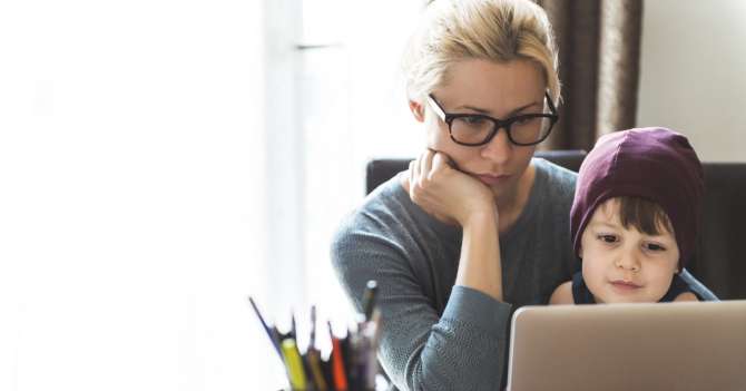 Без отрыва от материнства: Как найти работу в декрете