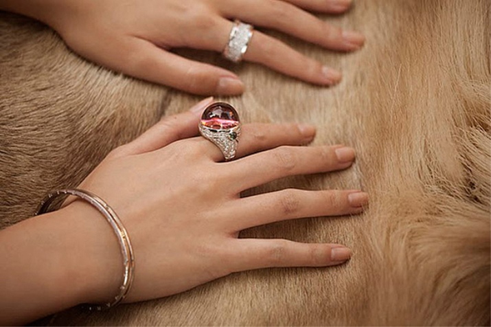 Браслет Bvlgari (45 фото): жіноча біжутерія у вигляді змії і інші моделі