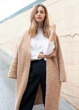 Кардиган-пальто (62 фото): модні моделі, трикотажні, з палантину