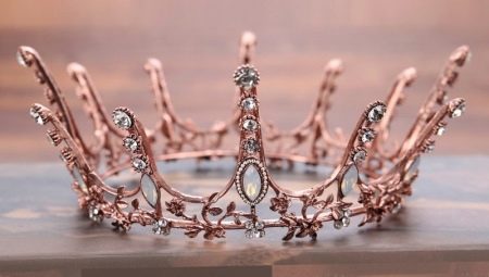 Корона з дроту: як зробити діадему з дроту і намистин для дівчинки своїми руками? Покроковий майстер-клас виготовлення корони