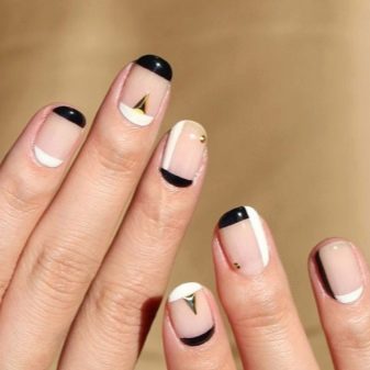 Манікюр на короткі круглі нігті (21 фото): ідеї красивого дизайну. Як зробити цікаве оформлення?