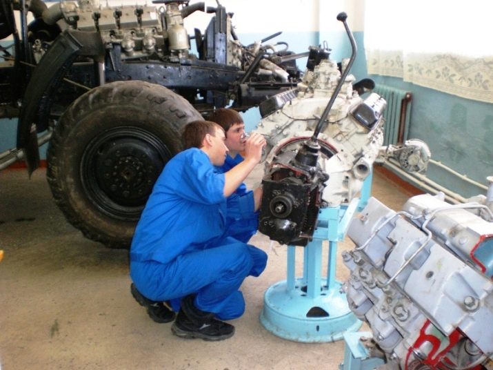 Машиніст ДВС: в чому полягає робота машиніста двигунів внутрішнього згоряння, обов’язки згідно з ЄТКД, професійний стандарт і навчання