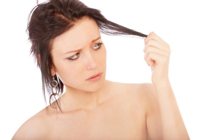 Плюси і мінуси капсульного нарощування волосся: шкідливо чи нарощувати волосся за допомогою капсул і псуються вони після нарощування?
