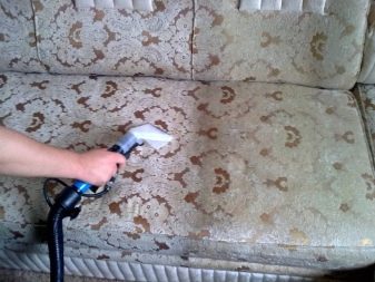Як почистити диван миючим пилососом? Чи можна мити? Яким пилососом краще чистити і як правильно? Способи очищення